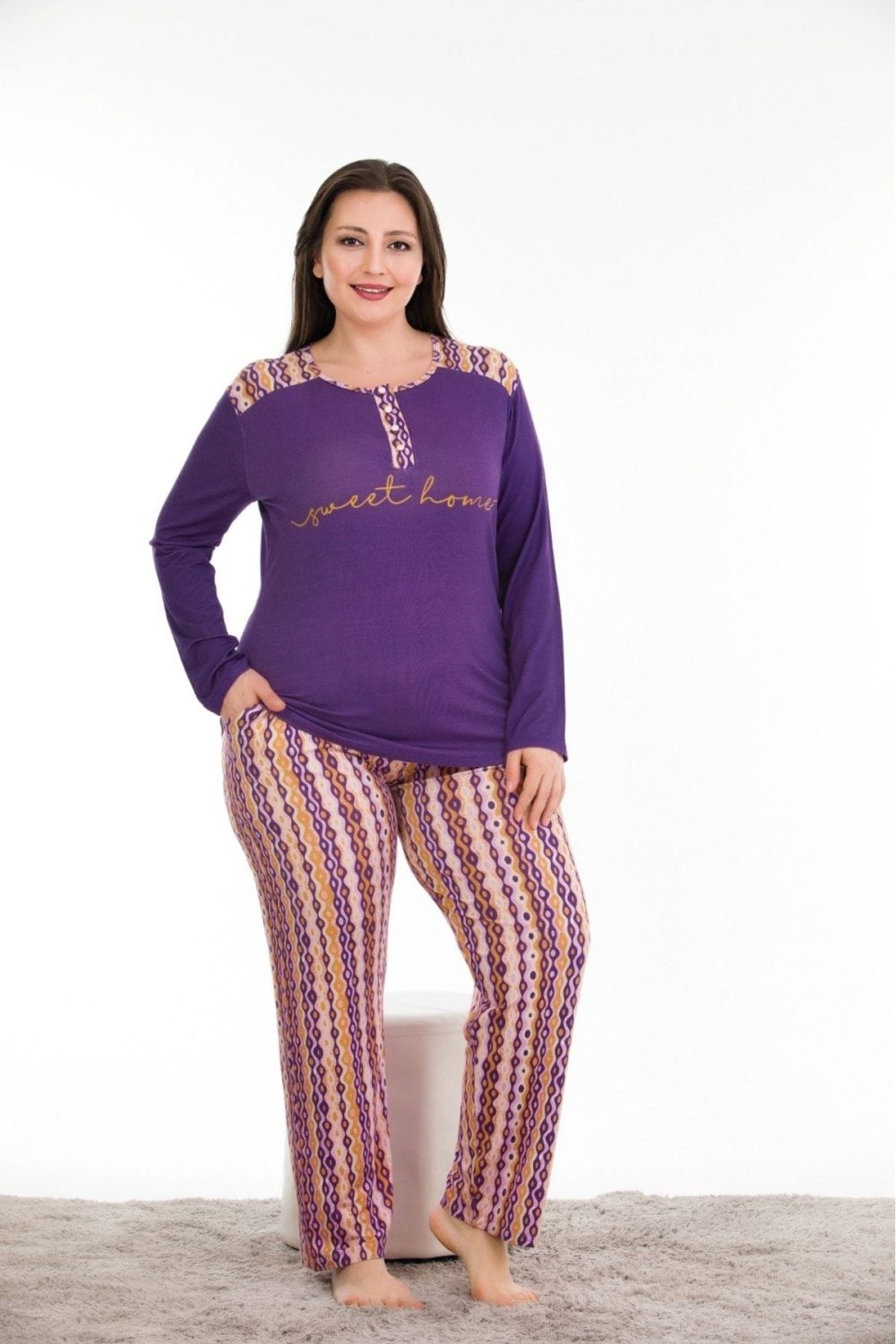 Mor Renk ve Çiçek Desenli Lady 11354 Kadın Uzun Kol Büyük Beden Pijama Takımı