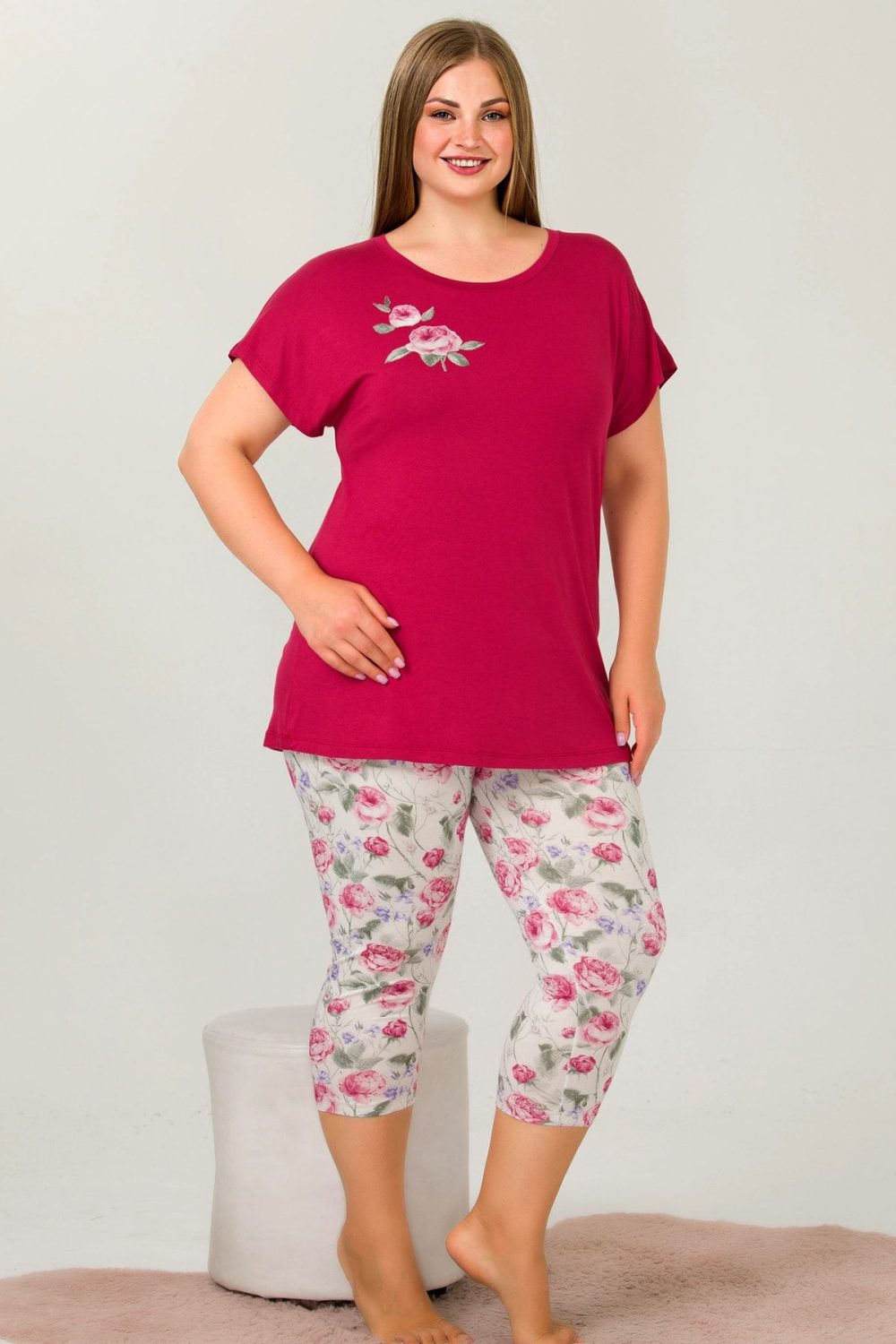 Lady Büyük Beden Kısa Kollu Kapri Pijama Takımı 10641