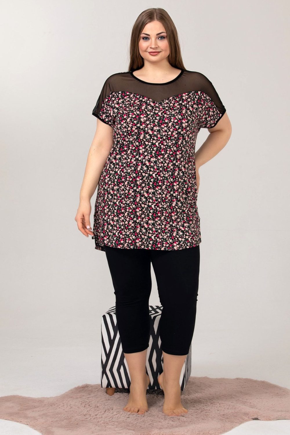 Lady Kısa Kollu Büyük Beden Kapri Pijama Takımı 10634