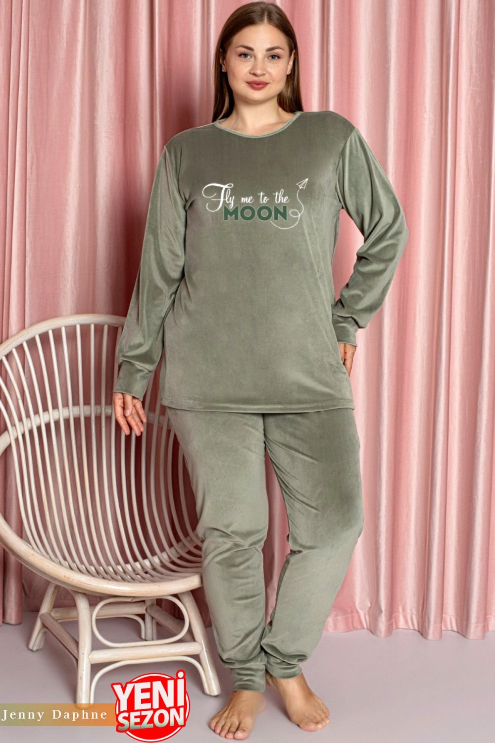 Yumuşak Dokulu Açık Yeşil  Renkli Fransız Kadife Pijama Takımı 28509 - Görsel 2