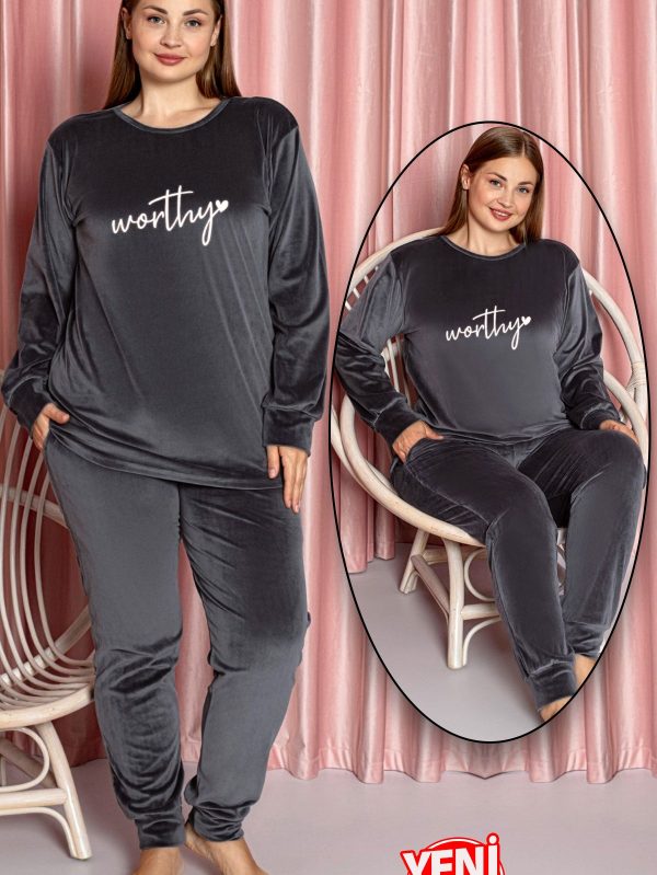 Yumuşak Dokulu Gri Renkli Fransız Kadife Pijama Takımı 28503