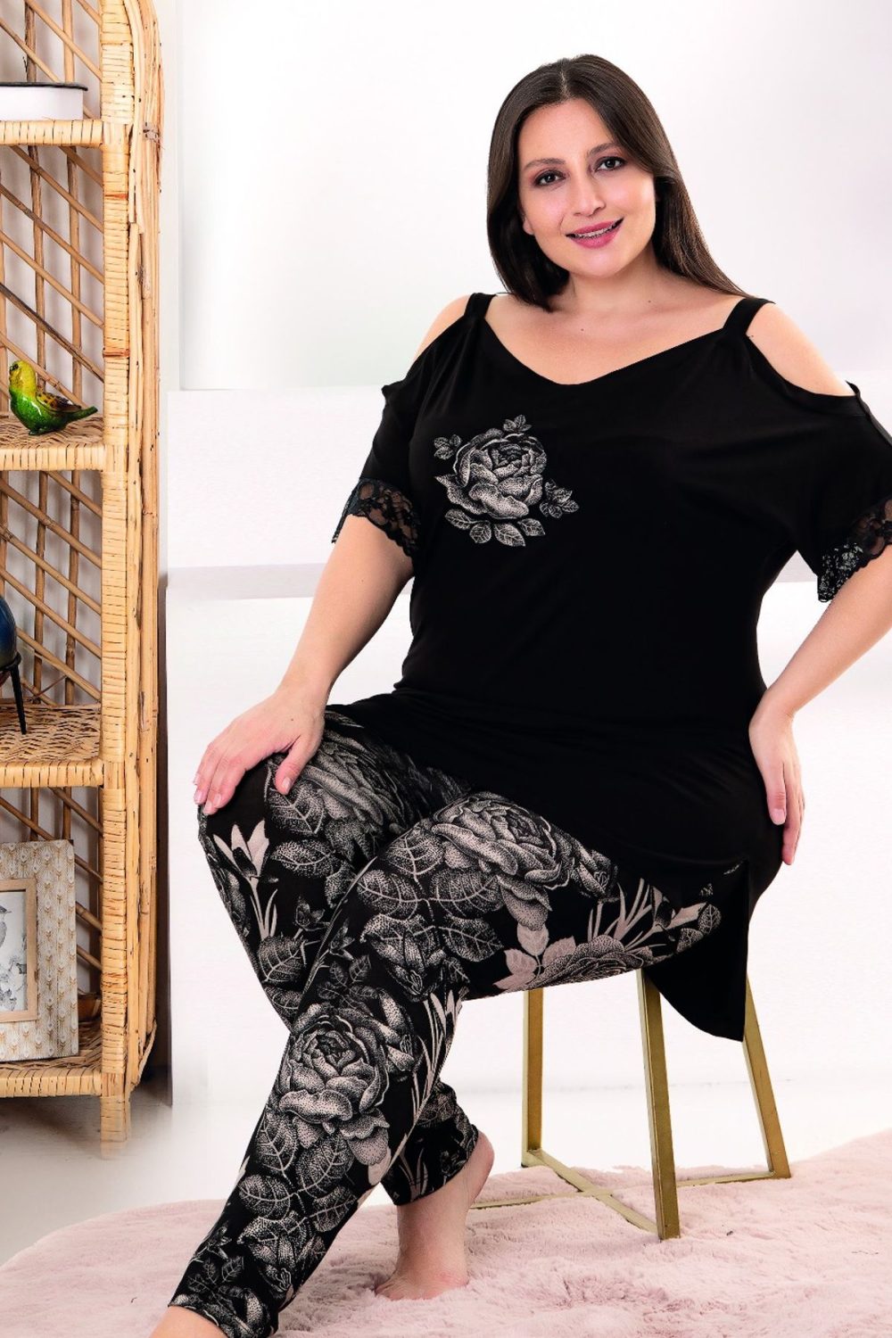 Lady viskon kumaş büyük beden çiçek desenli omuz detaylı kısa kollu uzun pijama takımı 10955 - Görsel 2