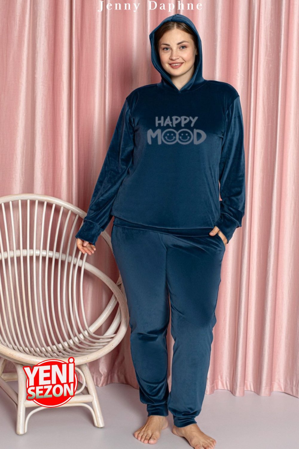 Yumuşak Dokulu Mavi Renkli Kapşonlu Fransız Kadife Pijama Takımı - Görsel 3