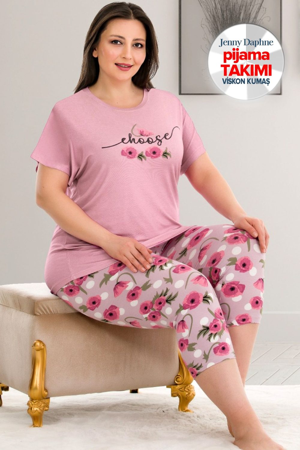Büyük Beden Desenli Kısa Kol Viskon Kumaş Kapri Pijama Takımı Lady-10681 - Görsel 2