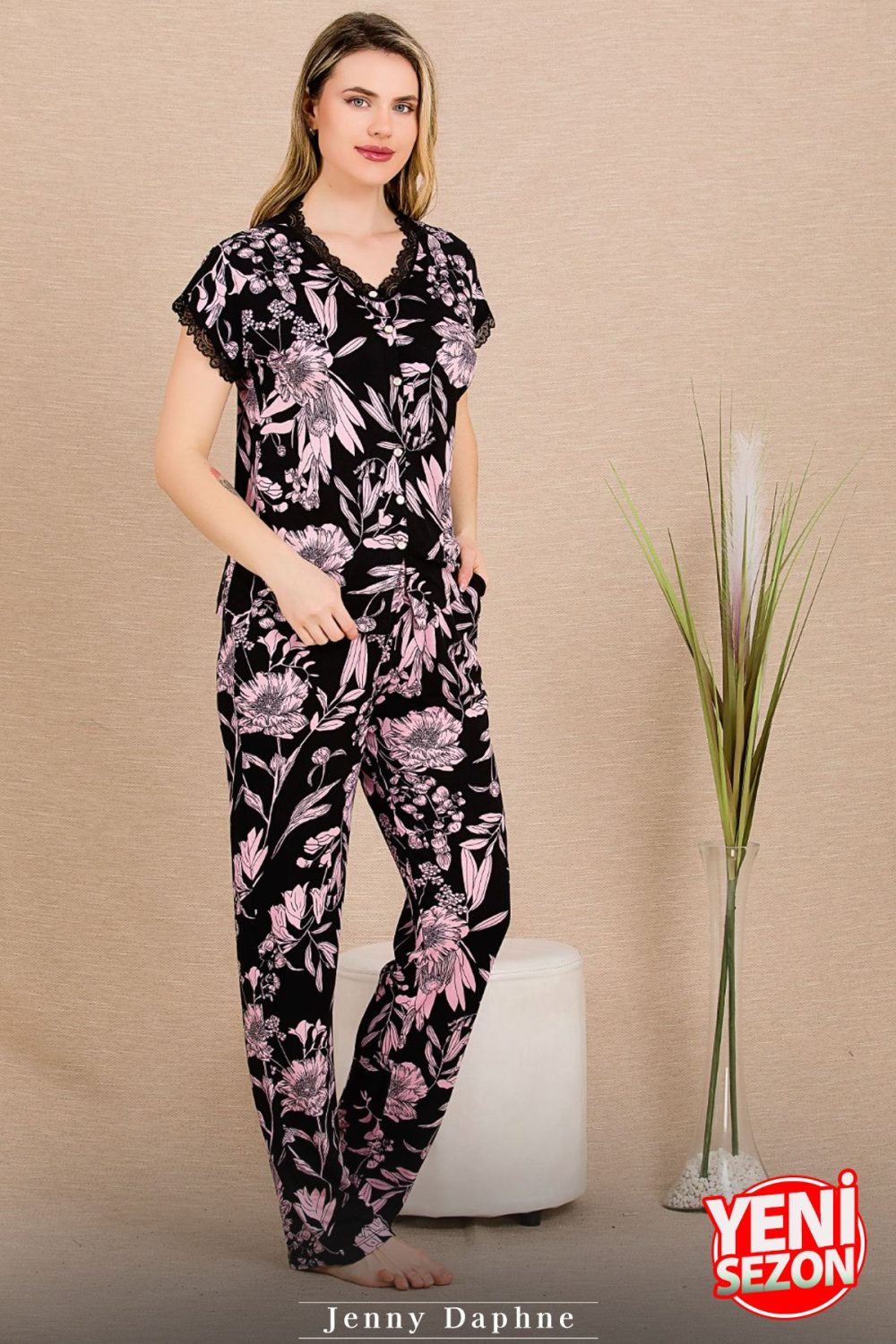 Lady Düğmeli yaka Kollar ve yaka dantelli kısa kollu Pijama Takımı 12495 - Görsel 2