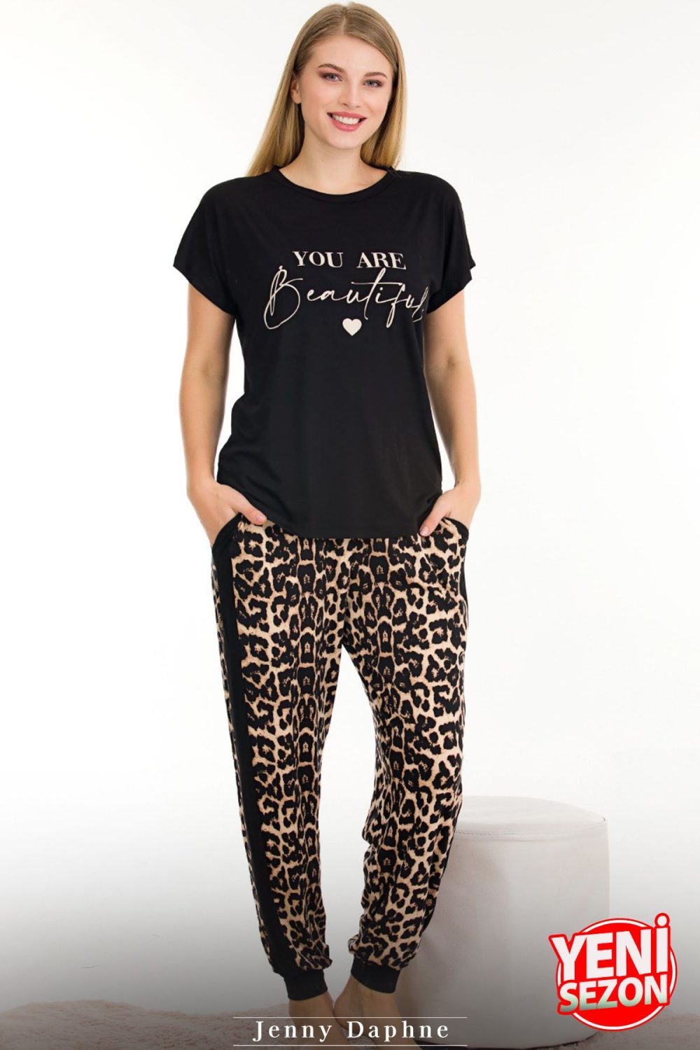 Viskon kumaş lady leopar desenli normal beden bisiklet yaka kısa kol tişört pijama takımı 12556 - Görsel 2